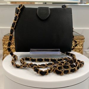 VTG Bloomingdale’s - RR Label - Black Satin Clutch/Shoulder Chain EUC
